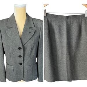 Giorgio Armani Le Collezioni Skirt Suit Set 2 Piece Outfit Size 10 Gray